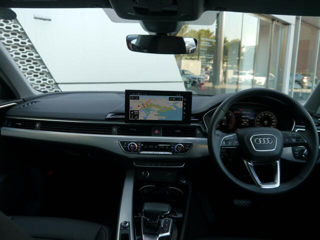 Audiのインテリアはエクステリア同様、優れたデザイン性とクオリティ、そして機能性を兼ね備えております。