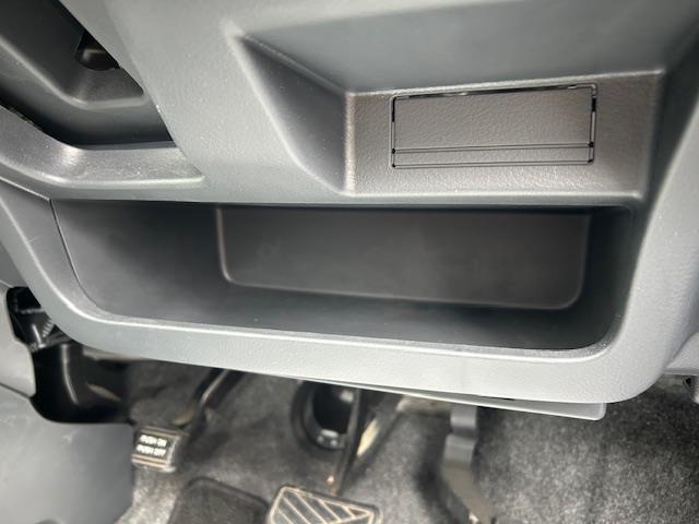 店舗にて現車の確認もいただけますので、お電話で在庫のご確認の上是非ご来店くださいませ！！！
