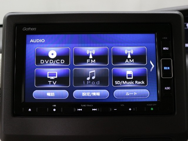 【ナビゲーション】純正7インチナビを装備しております！ 目的地までの操作やBluetoothが簡単に接続出来て便利です！