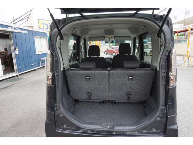初めての車購入、免許取りたての方、車に詳しくない方、ご安心ください。当店スタッフが不明点を丁寧にご説明致します。お気軽にご来店、お問合せください！