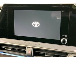 【8インチ　ディスプレイオーディオ】大画面のディスプレイはAppleCarPlayやAndroidAutoが利用可能。大きな画面でスマホナビアプリ等が利用いただけます♪