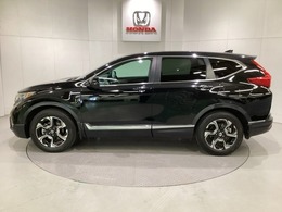 購入後も自社指定整備工場完備でお客様の愛車をしっかりサポート致します！御納車時には安全かつ安心してお乗り頂けるようホンダ専門知識を持つ整備スタッフが点検・整備・装備も説明をしてお渡ししております。
