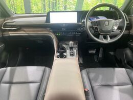 グループ総在庫数約30，000台！！全国の系列店からメーカー・車種問わずご紹介出来るので、あなたにピッタリのお車が見つかるはずです♪まずはお問い合わせ下さい☆