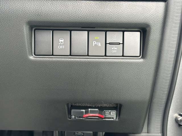 ★納車前に、専属のクリーニングスタッフが、ピッカピカにクリーニングして納車いたします！もちろん、ピッカピカの状態でお渡しするクリーニング費用も支払総額に含まれています！