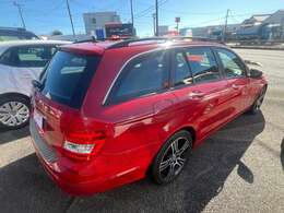 軽自動車からバン、トラックと品揃え豊富！民間車検工場完備！しっかり保証とアフターサービスで安心をお届け致します！