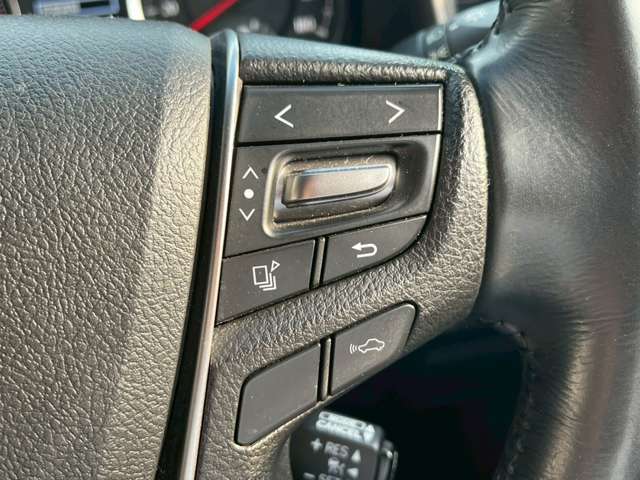ご納車前のボディガラスコーティングやポリマーコーティングも専門の業者が常駐しておりクオリティの高いコーティングを低価格にてご提供しております♪当店のコーティングは話題のエシュロンガラスコーティング☆