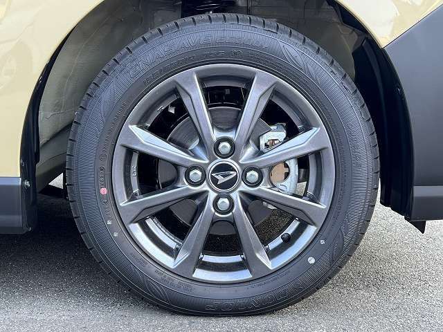 シートも綺麗に保ちたい！！という方には、シートコーティングがオススメ！ご納車前の施工をオススメしています！
