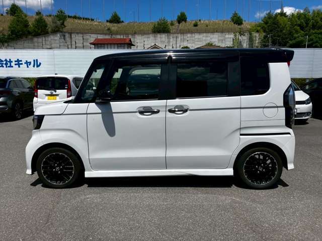 もちろんご購入後のメンテナンスもお任せください！車に詳しい専門スタッフがお客様のカーライフの安心と安全をサポートさせていただきます！