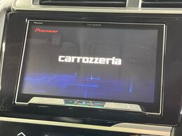 【ナビゲーション】目的地までしっかり案内してくれる使いやすいナビ。Bluetooth接続すればお持ちのスマホやMP3プレイヤーの音楽を再生可能！毎日の運転がさらに楽しくなります！！