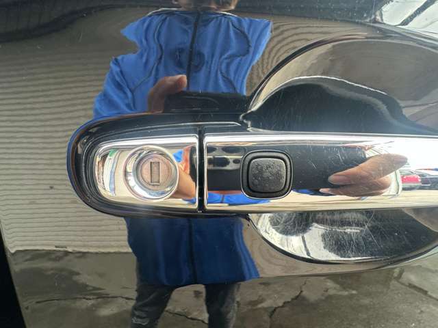 スマート機能が付いているので、鍵の施錠がカンタン♪