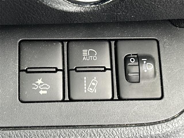 【Toyota Safety Sense C】トヨタのさまざまな安全装備が搭載されており、万一の事故の危険回避をサポートします！◆搭載機能例：PCS/LDA/AHB/発進遅れ告知