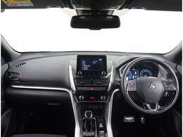 操作性の良いインパネ周りです