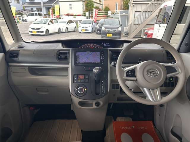 ワンオーナー！ベンチシート採用で広々！使いやすい車内には定評があります！