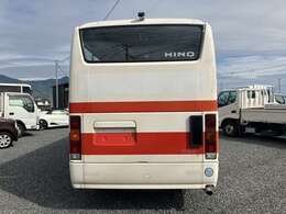 丁寧な整備には定評があり、自信を持ってお客様のお車の整備を行います。専門知識豊富なスタッフが親切・的確にご対応致します。