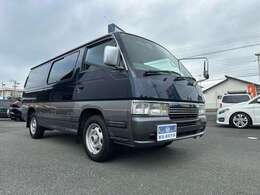 長く乗って頂けるお車をお選びいただく為に誠心誠意お手伝いいたします！気持ちいい車内を造る為きれいに磨き上げました。清潔感溢れる車内になっています。