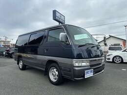 長く乗って頂けるお車をお選びいただく為に誠心誠意お手伝いいたします！気持ちいい車内を造る為きれいに磨き上げました。清潔感溢れる車内になっています。