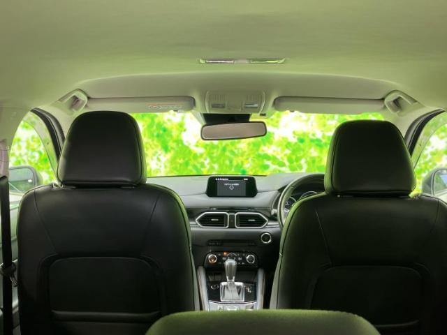 WECARS（ウィーカーズ）は全国250店舗展開！お客様が安心してカーライフをお楽しみいただけるよう社員一同心を込めてサポートいたします。