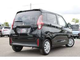 総額表示は愛媛県内で登録、納車を行った際のものとなっておりますので、その他の県に、お住まいの方は、スタッフまでご相談ください。