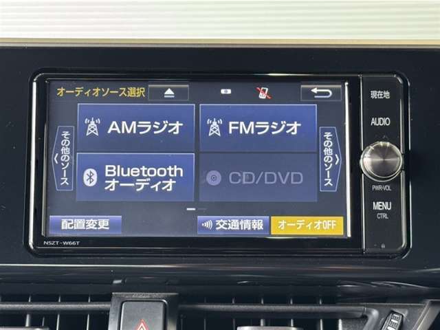 Bluetooth対応、CD/DVD再生機能付き。お好きな音楽を聴きながらのドライブは楽しいですよね～♪