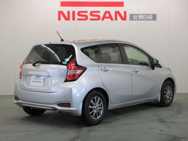 ご購入後、1年間はどんなに走っても無料の日産ワイド保証で不備のあるパーツを修理します。バッテリーも保証対象です。少しのご負担で最長3年の保証に延長可能です。（他メーカーも対応・一部対象外有）