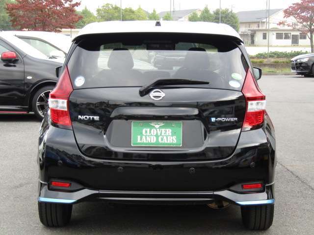 【業界初！ドライブレコーダー付自動車保険！】クローバーランドカーズは、あいおい損保のエクセレントゴールドエージェント代理店。安全運転スコアで保険料を割引く保険商品等もございます！LINEでのお問合せもOK