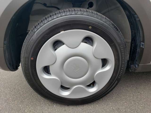 ご覧いただきありがとうございます♪気になったお車がありましたらお気軽にお電話をください♪