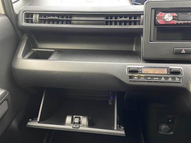 店舗にて現車の確認もいただけますので、お電話で在庫のご確認の上是非ご来店くださいませ！！！