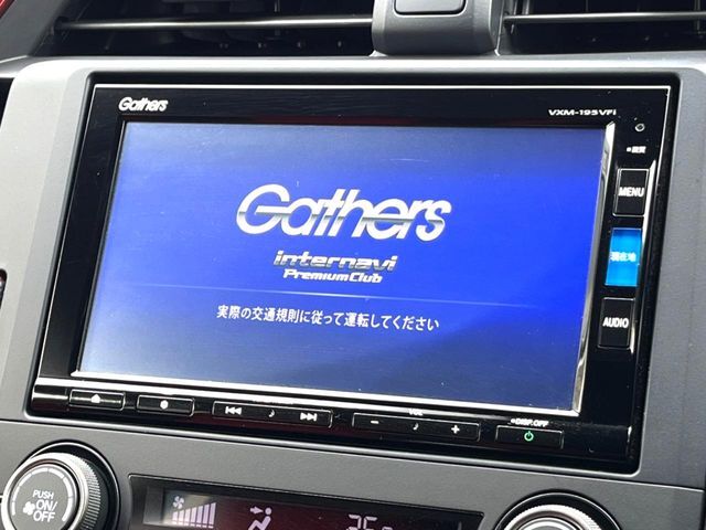 【純正ナビ】人気の純正ナビを装備。オーディオ機能も充実しており、Bluetooth接続すればお持ちのスマホやMP3プレイヤーの音楽を再生可能！毎日の運転がさらに楽しくなります！！