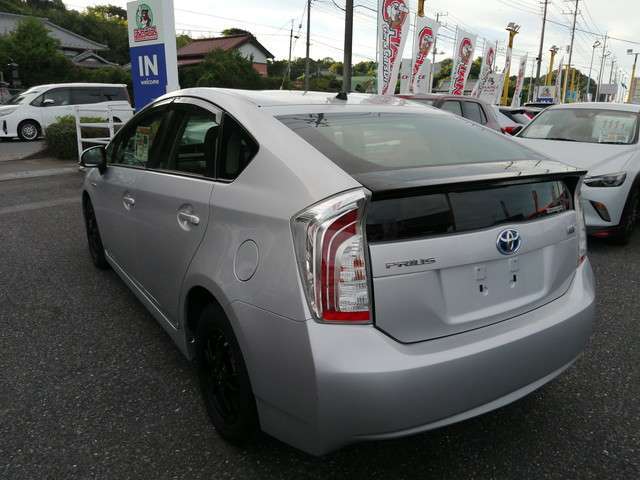 自動車販売から車検、点検、修理、鈑金、保険までチャンスグループで安心のトータルサポート！！気軽にお問合せください。