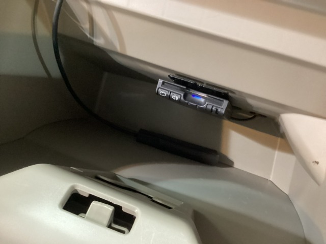 指定工場併設で末永く品質を保ちます。12ヶ月点検や車検はもちろんのこと、国家資格整備士によるお車のアドバイスも致します。