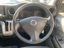 4WD☆フローリングフロア☆サイドキャビネット・ベンチ☆メモリーナビ☆バックモニター☆Bluetooth☆エマージェンシーブレーキ☆ルームミラー型前後ドラレコ☆ETC☆走行3.8万K☆試乗予約受付中☆