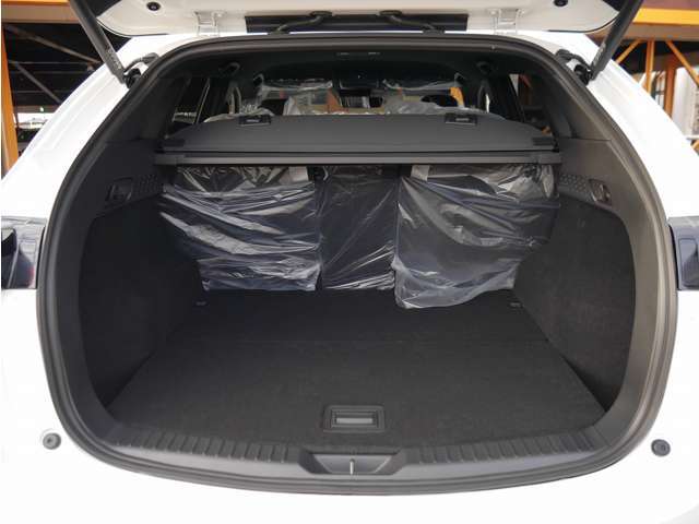 ■車検・整備・鈑金・保険・カー用品・燃料販売・洗車コーティング事業・カーリペア＆デントリペア等、全てをカワウチグループで完結できます。アフターサービスが自慢です！『一度のご縁を一生のお付き合いに』