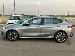 WECARSの在庫ページをご覧いただき誠にありがとうございます！WECARSは「お客様第一」をモットーにお客様のカーライフを全力でサポートいたします！