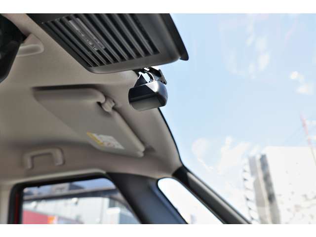 気になる車両が有りましたら、遠慮なくメ-ル又はお電話にてお問い合わせください。　出来る限り分り易く、丁寧にご説明させていただきます。