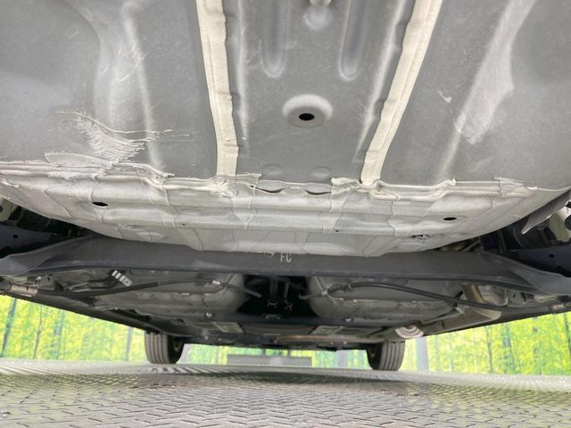 親切・丁寧な専門メカニックスタッフが応対！・車検・点検整備・事故等の修理などアフターサービスも安心。お車のカスタマイズもネクステージのサービススタッフまでご相談ください！