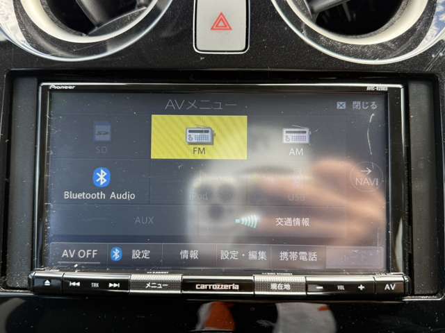 【ナビ】インテリアに溶け込むスタイリッシュなナビを装備。視認性や操作性など基本性能にも優れ、より上質なカーライフをお楽しみいただけます。