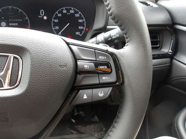 ホンダセンシング搭載、ACCや衝突軽減ブレーキなど安全運転をサポートします。