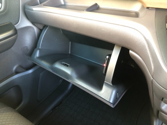 【収納スペース】よく使うものなどをすぐに収納できて便利です！