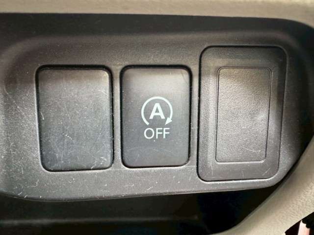 車検整備もお任せ！当店は無駄な部品交換を致しません。使える部品・交換すべき部品をお客様立会いの下わかりやすくご説明させて頂きます！ご納得頂いた上で、交換についてお客様自身で決めて頂き整備を実施します。