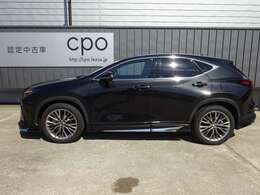 G-link（万一のトラブルに対応する充実のセキュリティシステムや、音声対話による目的地設定・情報検索を備えた、先進のテレマティクスサービス）2年間無料付帯です。