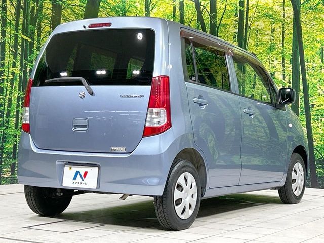 親切・丁寧な専門メカニックスタッフが応対！・車検・点検整備・事故等の修理などアフターサービスも安心。お車のカスタマイズもネクステージのサービススタッフまでご相談ください！