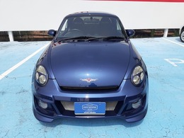 セカンドアニバーサリーエディション標準のプロジェクター式ディスチャージヘッドランプにヘッドランプカバーもイイ◎