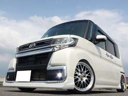 最終型ベースなのでハーフレザー調シートにブラックインナーLEDヘッドライト＆LEDデイライトも装備しています★更に寒い時期に嬉しいシートヒーター付きでオートハイビームにドラレコ、リア障害物センサー装備