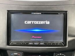 【ナビゲーション】目的地までしっかり案内してくれる使いやすいナビ。Bluetooth接続すればお持ちのスマホやMP3プレイヤーの音楽を再生可能！毎日の運転がさらに楽しくなります！！