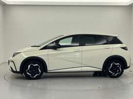 認定中古車ならではの正規ディーラーによる手厚い保証制度つき！しかもバッテリーについては新車時より8年保証！