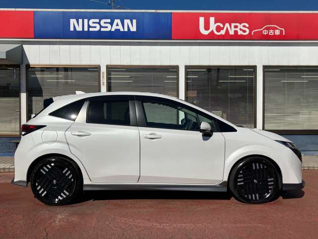 任意保険取り扱い・JAF取り扱いもしております。カーライフを全般をサポートさせていただきます。