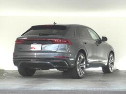 遠方へのご納車も承っております。　ご納車後は最寄のアウディ正規ディーラーで点検整備や保証修理が受けられます。