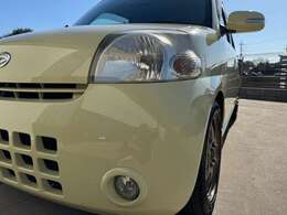 エッセDセレクション。こちらのエッセ、外装がきれいです！またカスタムもセンス良く良質なパーツが使用されております。カスタムエッセをお探しの課tらに是非お勧めしたい1台です。