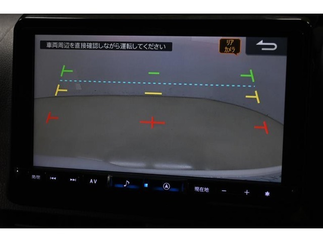 バックガイドモニターで後方の確認が出来て安心です。