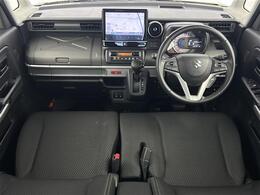 【インパネ全体】全方位で視界が広く、高い目線で運転もしやすいです！